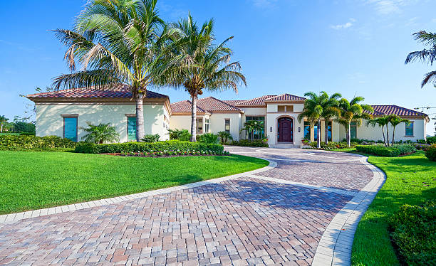  Devine, TX Driveway Pavers Pros